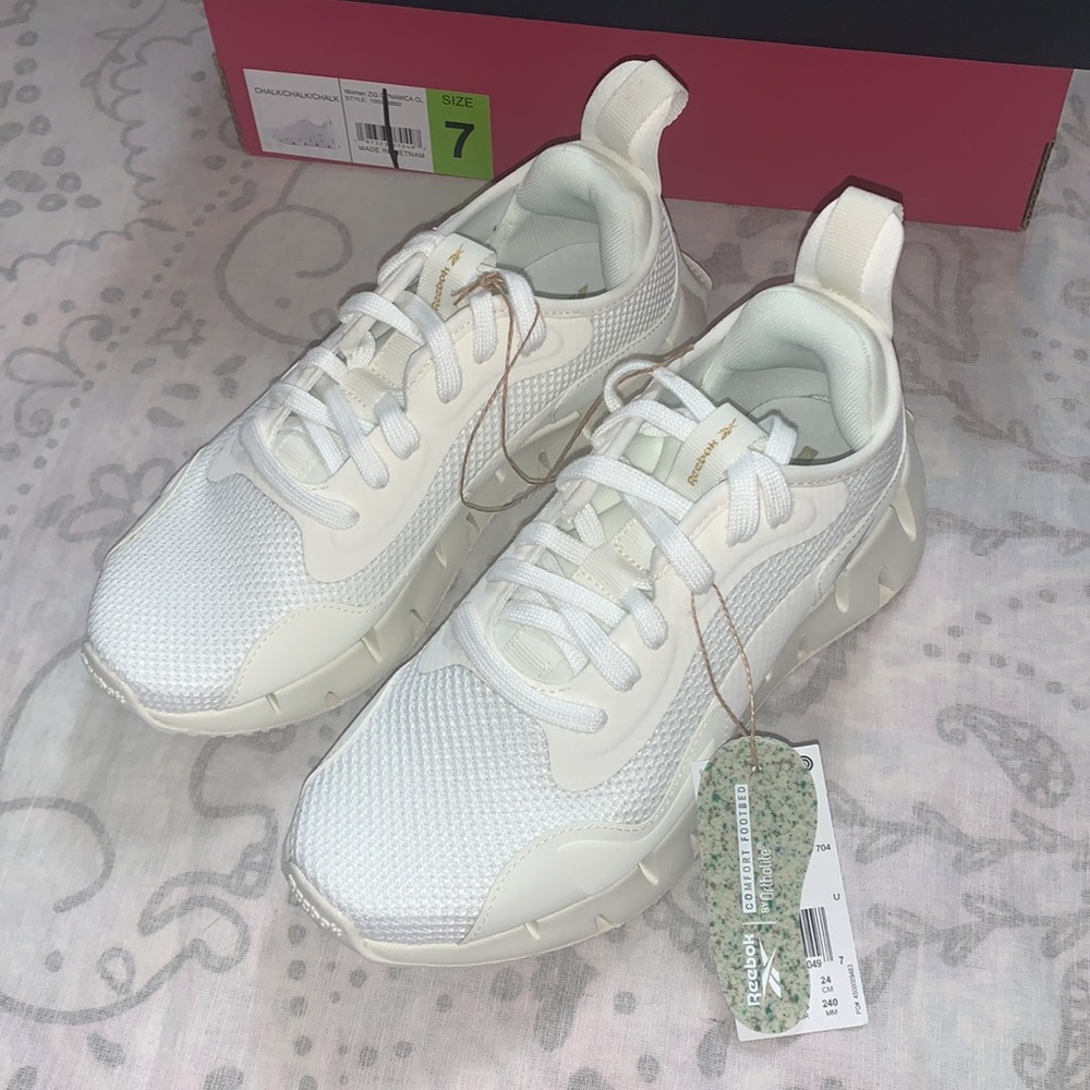 New Reebok Zig Dynamica Chalk White Sneakers - Picture 2 of 6